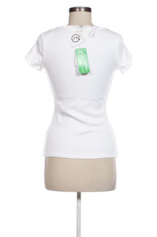 Bluză de femei Guess, Mărime M, Culoare Ecru, Preț 101,99 Lei