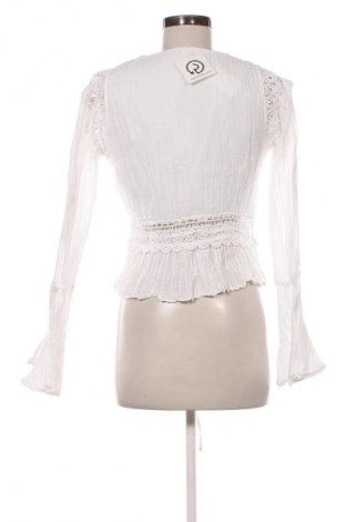 Dámská halenka Guess, Velikost S, Barva Bílá, Cena  1 139,00 Kč