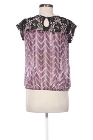 Bluzka damska No Boundaries, Rozmiar M, Kolor Kolorowy, Cena 25,99 zł