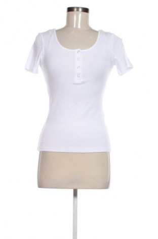 Damen Shirt Pieces, Größe M, Farbe Weiß, Preis 16,99 €