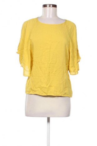 Damen Shirt Pull&Bear, Größe M, Farbe Gelb, Preis 6,99 €