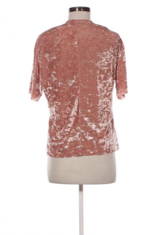 Bluzka damska Pull&Bear, Rozmiar M, Kolor Różowy, Cena 22,99 zł