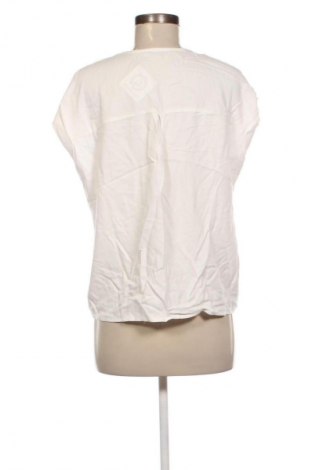 Damen Shirt Reserved, Größe M, Farbe Weiß, Preis 8,99 €