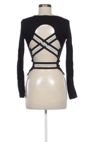 Дамска блуза Runika, Размер S, Цвят Черен, Цена 7,15 €