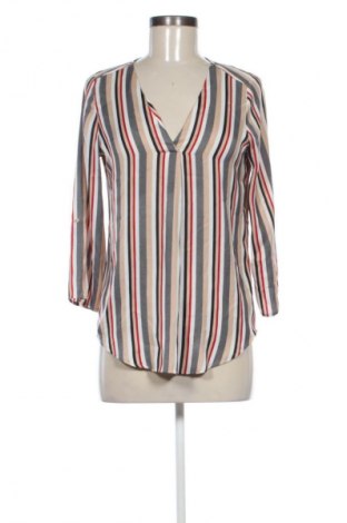 Damen Shirt Stradivarius, Größe S, Farbe Mehrfarbig, Preis 1,99 €