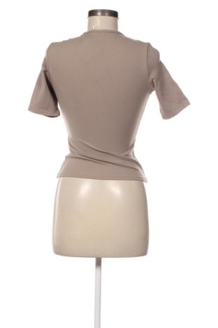 Bluzka damska Stronger, Rozmiar S, Kolor Beżowy, Cena 112,99 zł