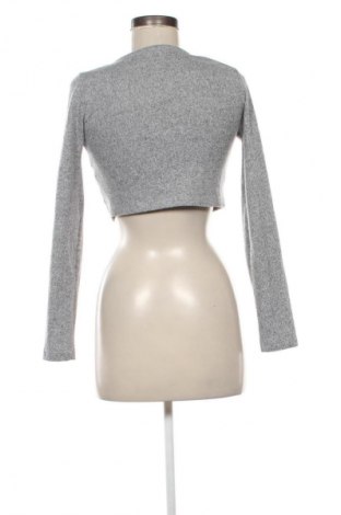 Damen Strickjacke Bershka, Größe M, Farbe Mehrfarbig, Preis 1,99 €