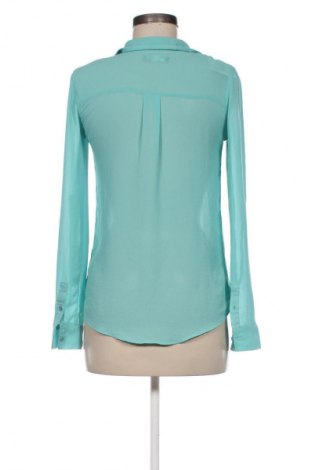 Damenbluse Bershka, Größe M, Farbe Grün, Preis 10,23 €