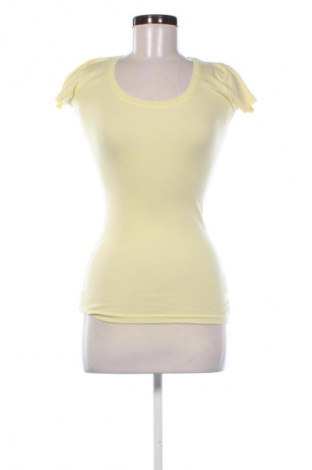 Damski T-shirt Madonna, Rozmiar XS, Kolor Żółty, Cena 22,70 zł