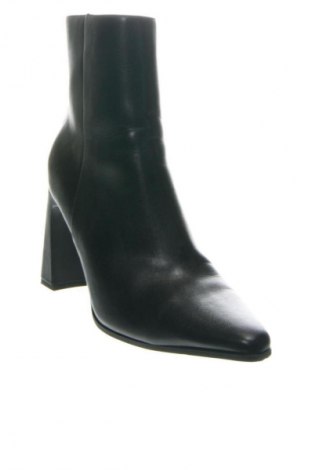 Дамски боти Marco Tozzi, Размер 38, Цвят Черен, Цена 25,56 €