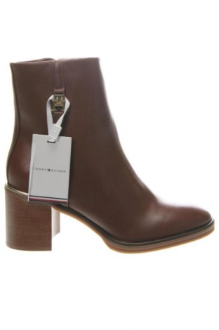 Dámské poltopánky Tommy Hilfiger, Veľkosť 38, Farba Hnedá, Cena  194,95 €