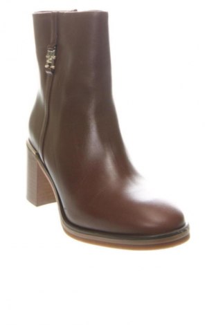 Дамски боти Tommy Hilfiger, Размер 38, Цвят Кафяв, Цена 91,00 €