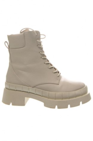 Дамски боти Unbranded, Размер 35, Цвят Бежов, Цена 40,35 €