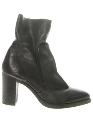 Дамски боти Unbranded, Размер 40, Цвят Черен, Цена 34,25 €