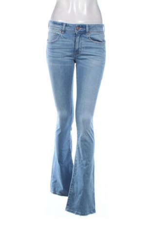 Дамски дънки American Eagle, Размер M, Цвят Син, Цена 25,99 €