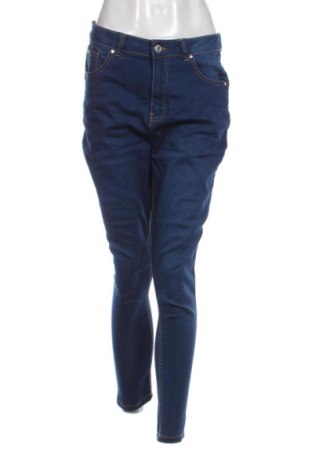 Damen Jeans Beloved, Größe M, Farbe Blau, Preis 3,99 €
