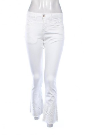 Damskie jeansy Cream, Rozmiar S, Kolor Biały, Cena 29,92 zł