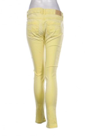 Damskie jeansy Edc By Esprit, Rozmiar XL, Kolor Żółty, Cena 26,99 zł