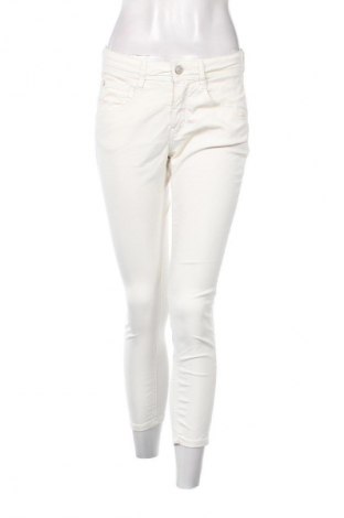 Damskie jeansy Gang, Rozmiar M, Kolor ecru, Cena 39,99 zł