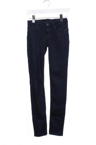 Blugi de femei Guess, Mărime XS, Culoare Albastru, Preț 57,71 Lei
