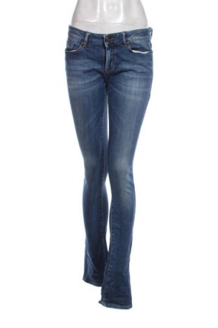 Dámske džínsy  Hugo Boss, Veľkosť M, Farba Modrá, Cena  31,95 €