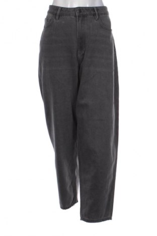 Blugi de femei LC Waikiki, Mărime XL, Culoare Gri, Preț 78,84 Lei