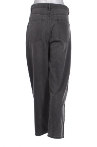 Blugi de femei LC Waikiki, Mărime XL, Culoare Gri, Preț 78,84 Lei