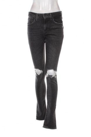 Дамски дънки Levi's, Размер M, Цвят Сив, Цена 17,89 €