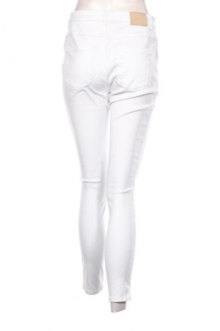 Γυναικείο Τζίν ONLY, Μέγεθος L, Χρώμα Λευκό, Τιμή 11,99 €