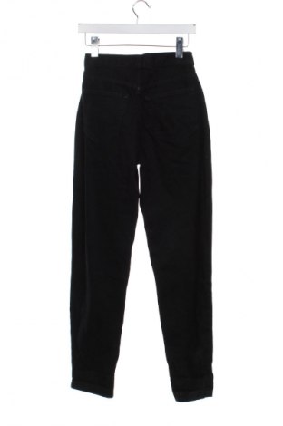 Дамски дънки Pull&Bear, Размер S, Цвят Черен, Цена 9,71 €