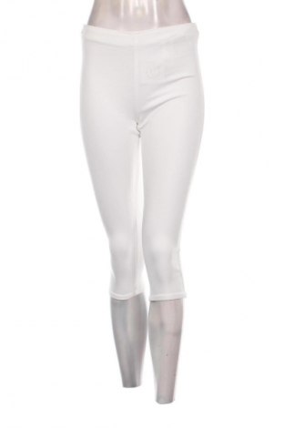 Damen Jeans Pull&Bear, Größe S, Farbe Weiß, Preis 9,99 €