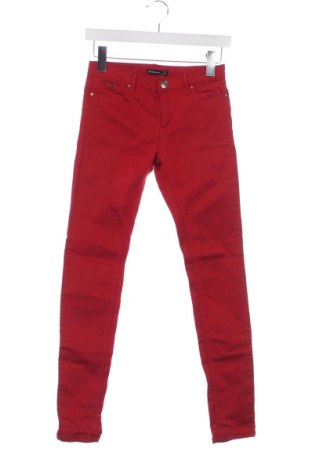 Damen Jeans Stradivarius, Größe XS, Farbe Rot, Preis 2,99 €