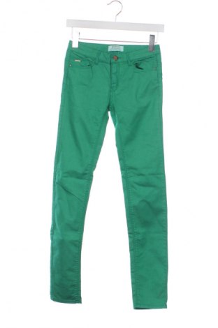 Női farmernadrág Stradivarius, Méret XS, Szín Zöld, Ár 2 029 Ft