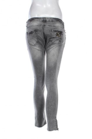 Damen Jeans Terranova, Größe L, Farbe Mehrfarbig, Preis 4,99 €