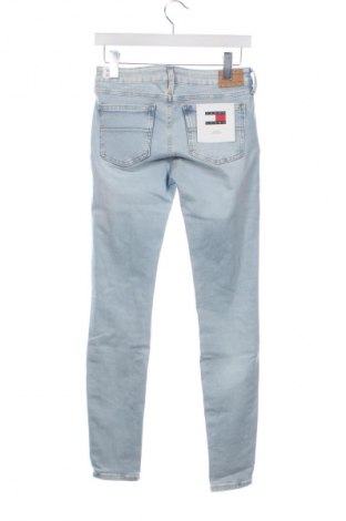 Дамски дънки Tommy Jeans, Размер M, Цвят Син, Цена 30,67 €