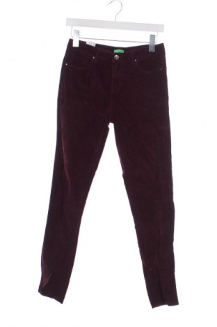 Pantaloni de velvet de femei United Colors Of Benetton, Mărime XS, Culoare Roșu, Preț 34,99 Lei
