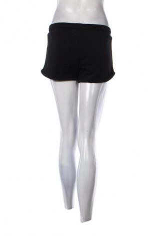 Damen Shorts Bershka, Größe S, Farbe Mehrfarbig, Preis € 2,99