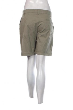 Дамски къс панталон Brax, Размер L, Цвят Зелен, Цена 9,20 €