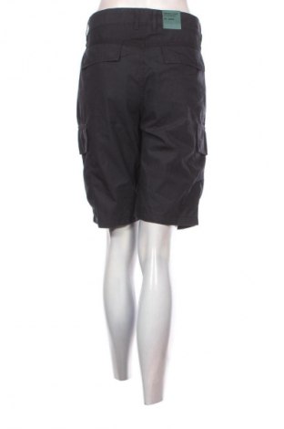 Дамски къс панталон Camel Active, Размер XL, Цвят Черен, Цена 36,30 €