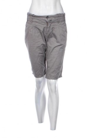 Γυναικείο κοντό παντελόνι Eight2Nine, Μέγεθος M, Χρώμα Γκρί, Τιμή 3,99 €