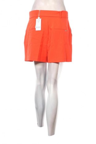 Női rövidnadrág Guess, Méret M, Szín Narancssárga
, Ár 24 049 Ft
