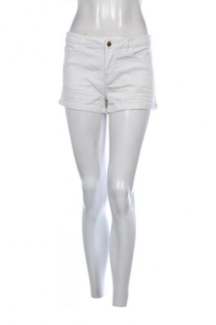 Damen Shorts H&M, Größe M, Farbe Weiß, Preis 9,99 €