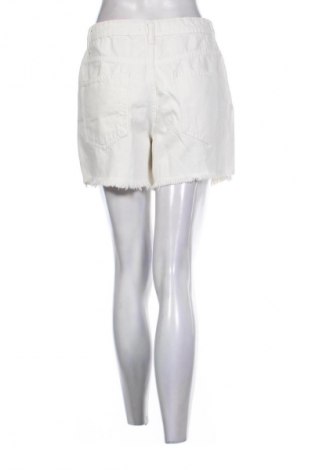 Damen Shorts Just Rhyse, Größe M, Farbe Weiß, Preis 21,99 €