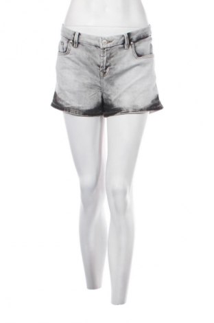 Damen Shorts Ltb, Größe M, Farbe Mehrfarbig, Preis 4,99 €