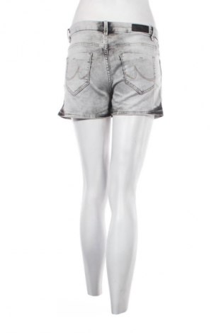 Damen Shorts Ltb, Größe M, Farbe Mehrfarbig, Preis 4,99 €