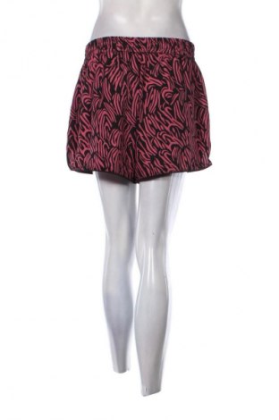 Damen Shorts Nikkie, Größe M, Farbe Mehrfarbig, Preis € 3,99