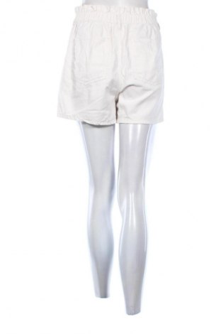 Damskie szorty Sinsay, Rozmiar L, Kolor ecru, Cena 22,99 zł