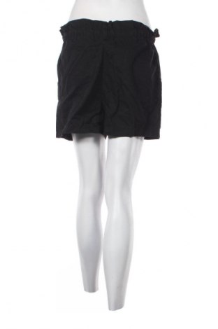 Γυναικείο κοντό παντελόνι Sinsay, Μέγεθος L, Χρώμα Μαύρο, Τιμή 3,99 €