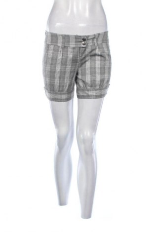 Damen Shorts Tally Weijl, Größe M, Farbe Mehrfarbig, Preis 4,86 €