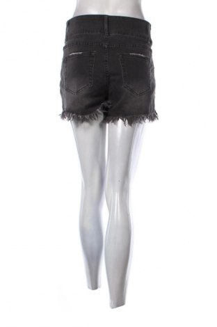 Pantaloni scurți de femei Unbranded, Mărime M, Culoare Gri, Preț 21,99 Lei